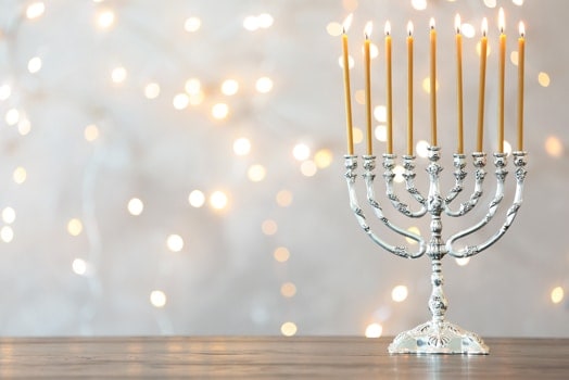 איך מבריקים ומחדשים חנוכיות, כלי כסף ותכשיטים!