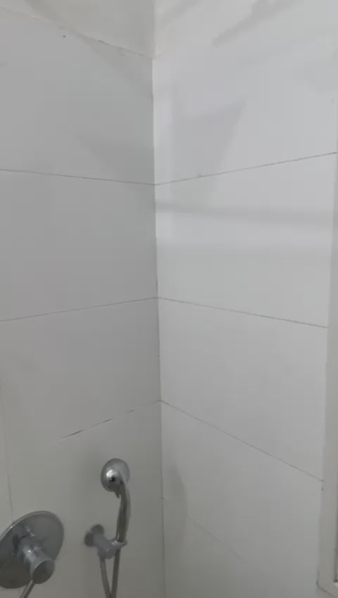 טען וידאו: 