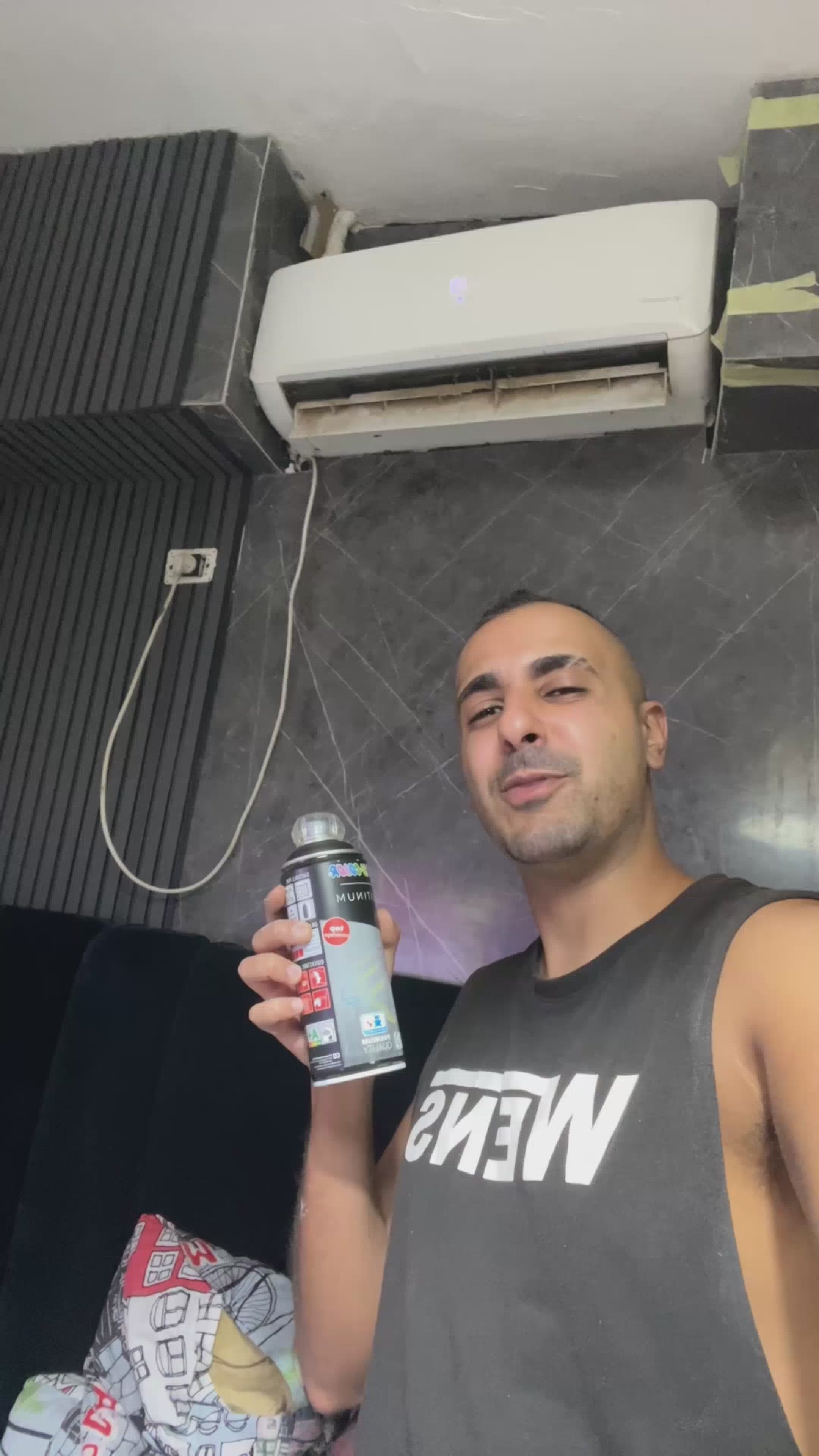טען וידאו: 