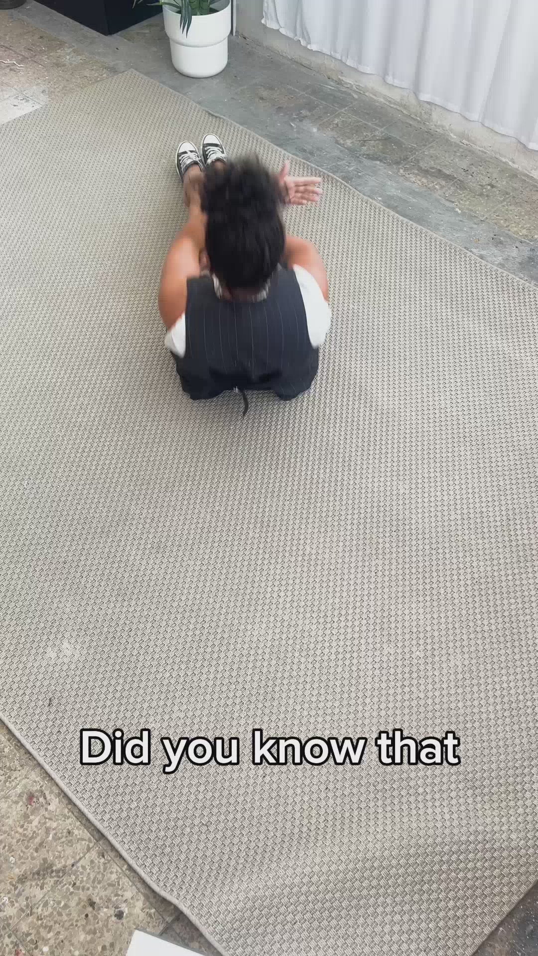 טען וידאו: 