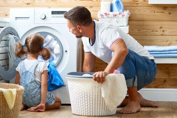 איך לנקות מכונת כביסה ולשמור על יעילותה_